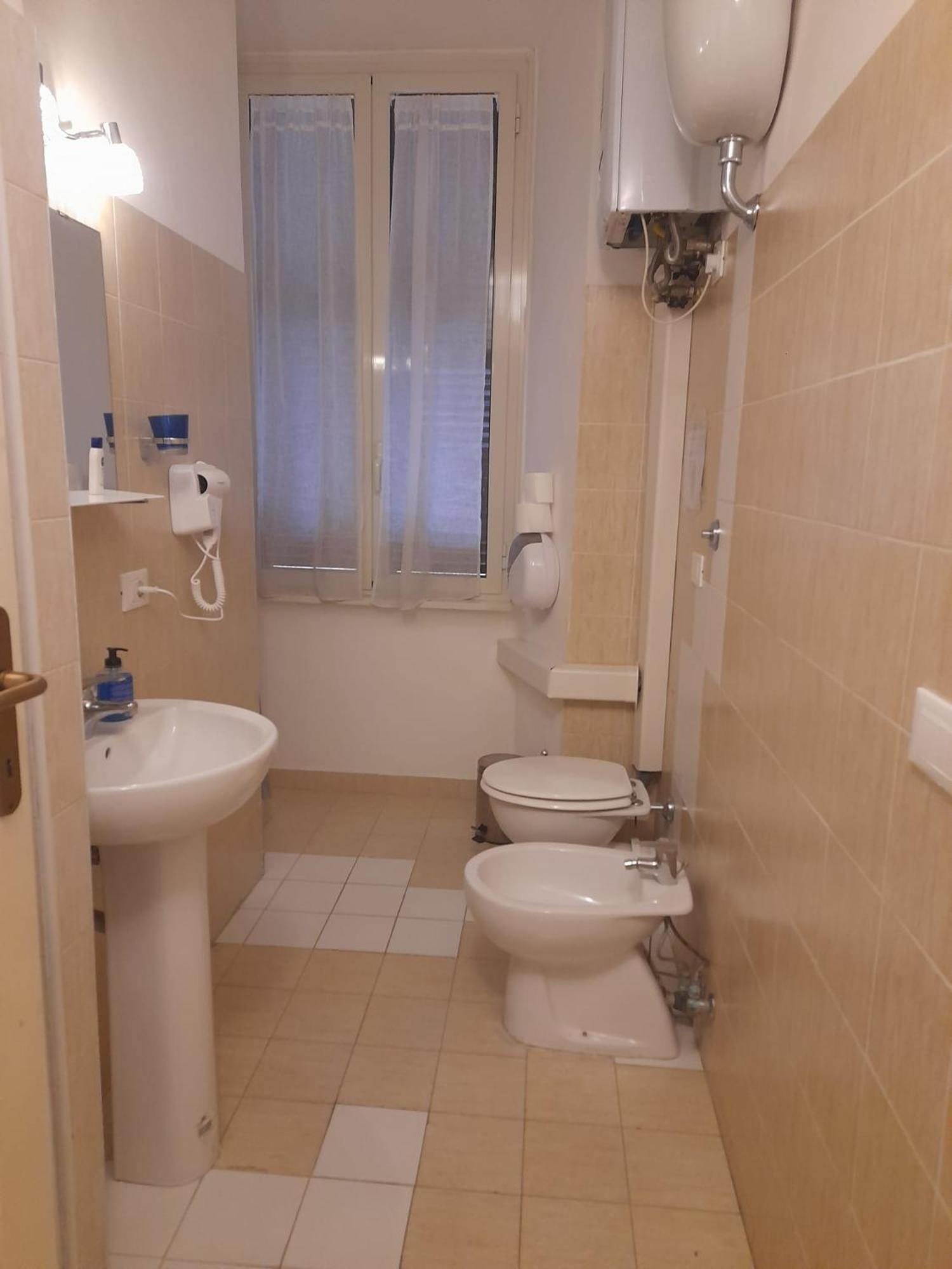 Casa Roma Affittacamere Buitenkant foto