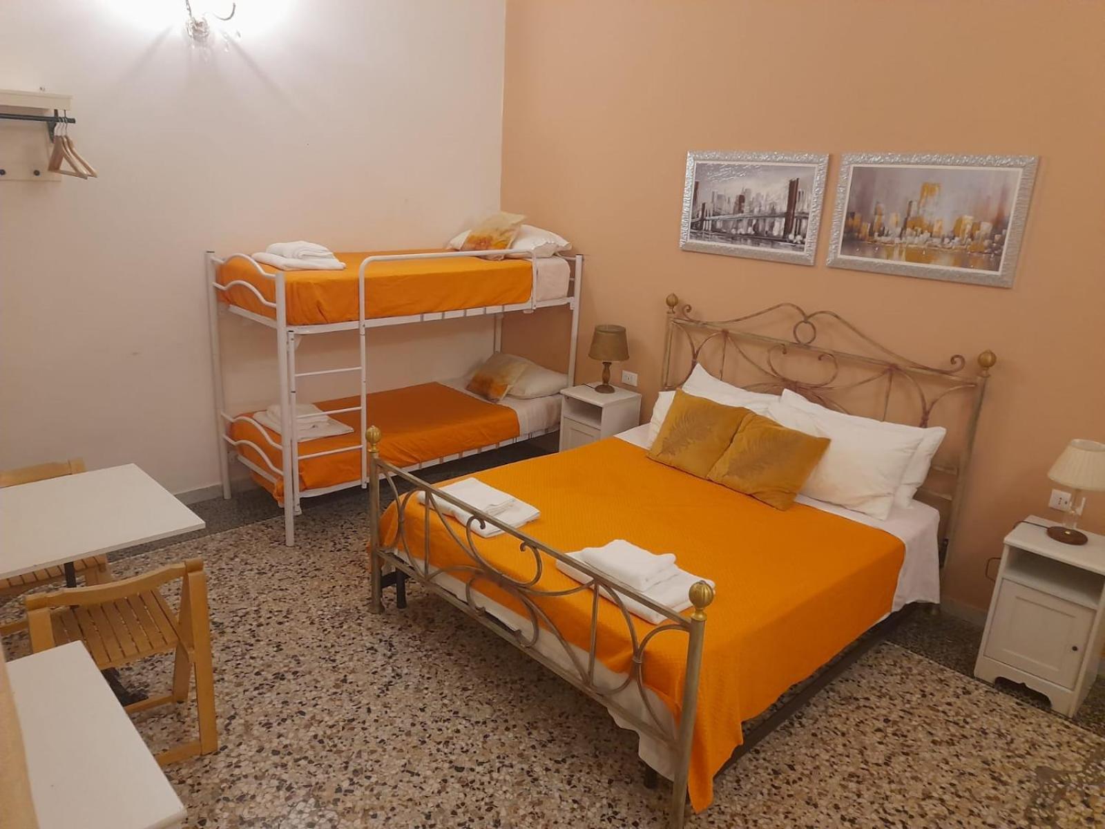 Casa Roma Affittacamere Buitenkant foto